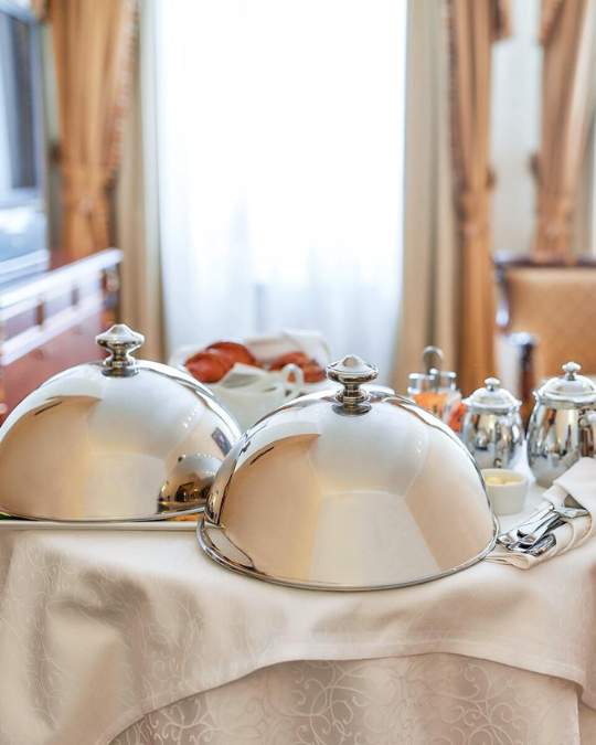 Dining & Banquet Linens 1
